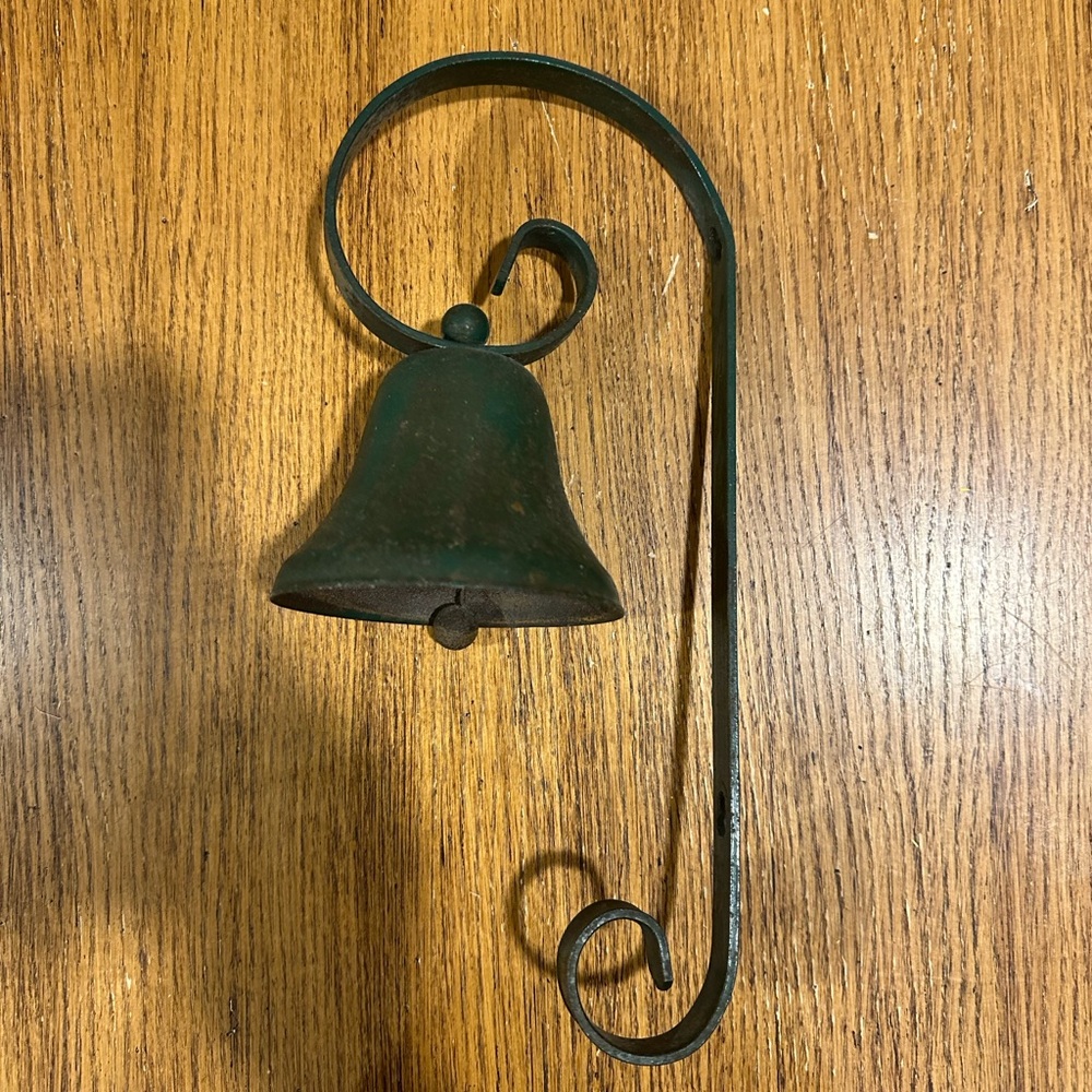 Vintage Rustic Green Wall Bell Decor